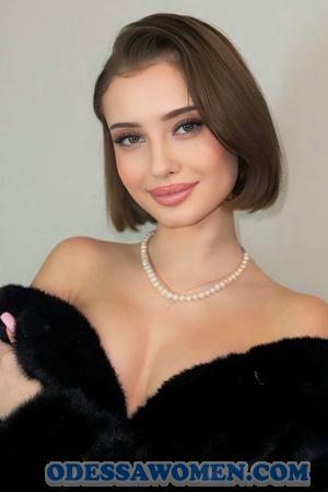 226376 - Yeva Age: 18 - Ukraine