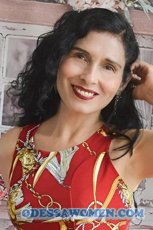 226405 - Beatriz Age: 56 - Peru