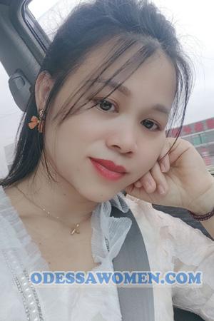 226737 - Hanqin Age: 37 - China