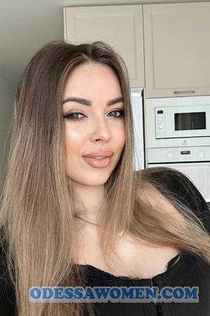 226770 - Khrystyna Age: 33 - Ukraine