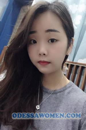 226890 - Yingwen Age: 32 - China
