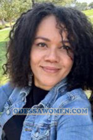 227000 - Thannia Age: 39 - Costa Rica