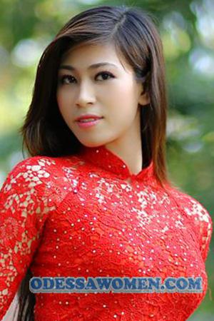 227019 - Thi Phung Age: 35 - Vietnam