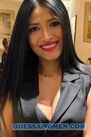 227051 - Astrid Age: 32 - Italy