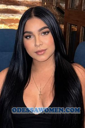 227132 - Maybelline Age: 23 - Colombia