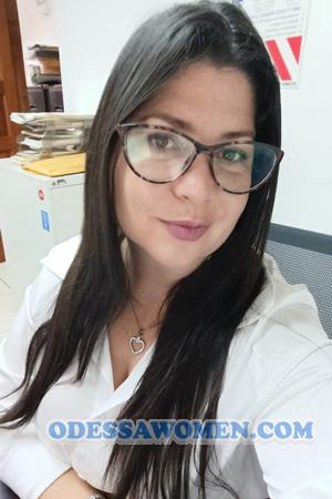 228128 - Liseth Age: 44 - Costa Rica