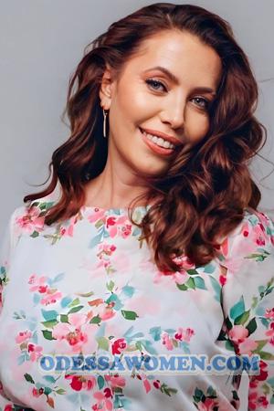 228205 - Yuliia Age: 58 - Ukraine