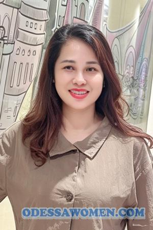 228526 - Qin ying Age: 44 - China