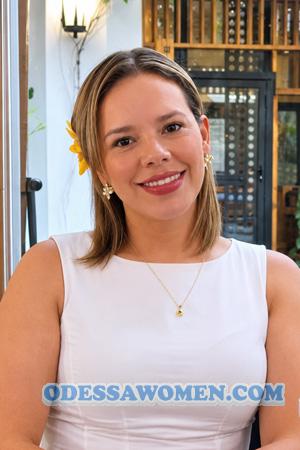 228577 - Llolima Age: 40 - Colombia