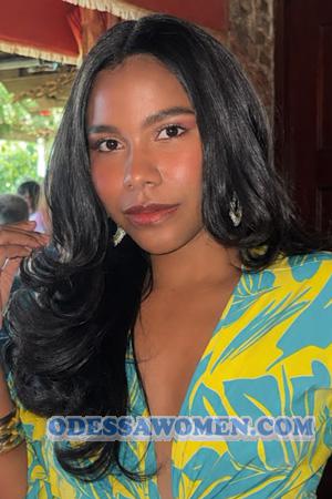 228888 - Laura Age: 27 - Colombia